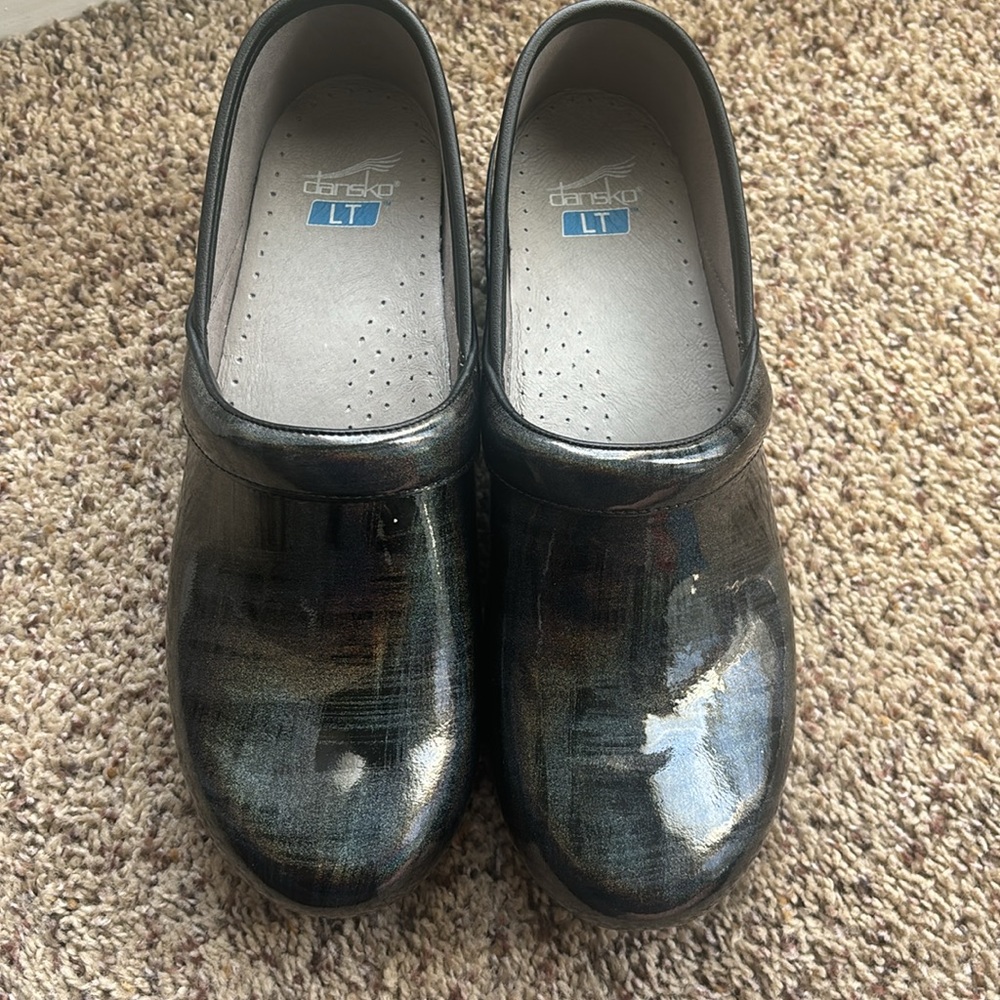 DANSKO WOMEN'S LT PROFESSIONAL METALLIC 
CLOG SIZE 41 = 10.5-11 - Picture 6 of 9